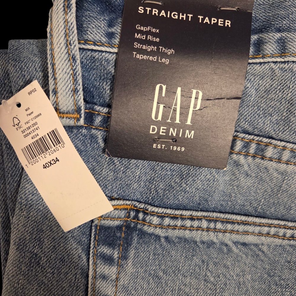 GAP Men's Classic Blue Straight Jeans